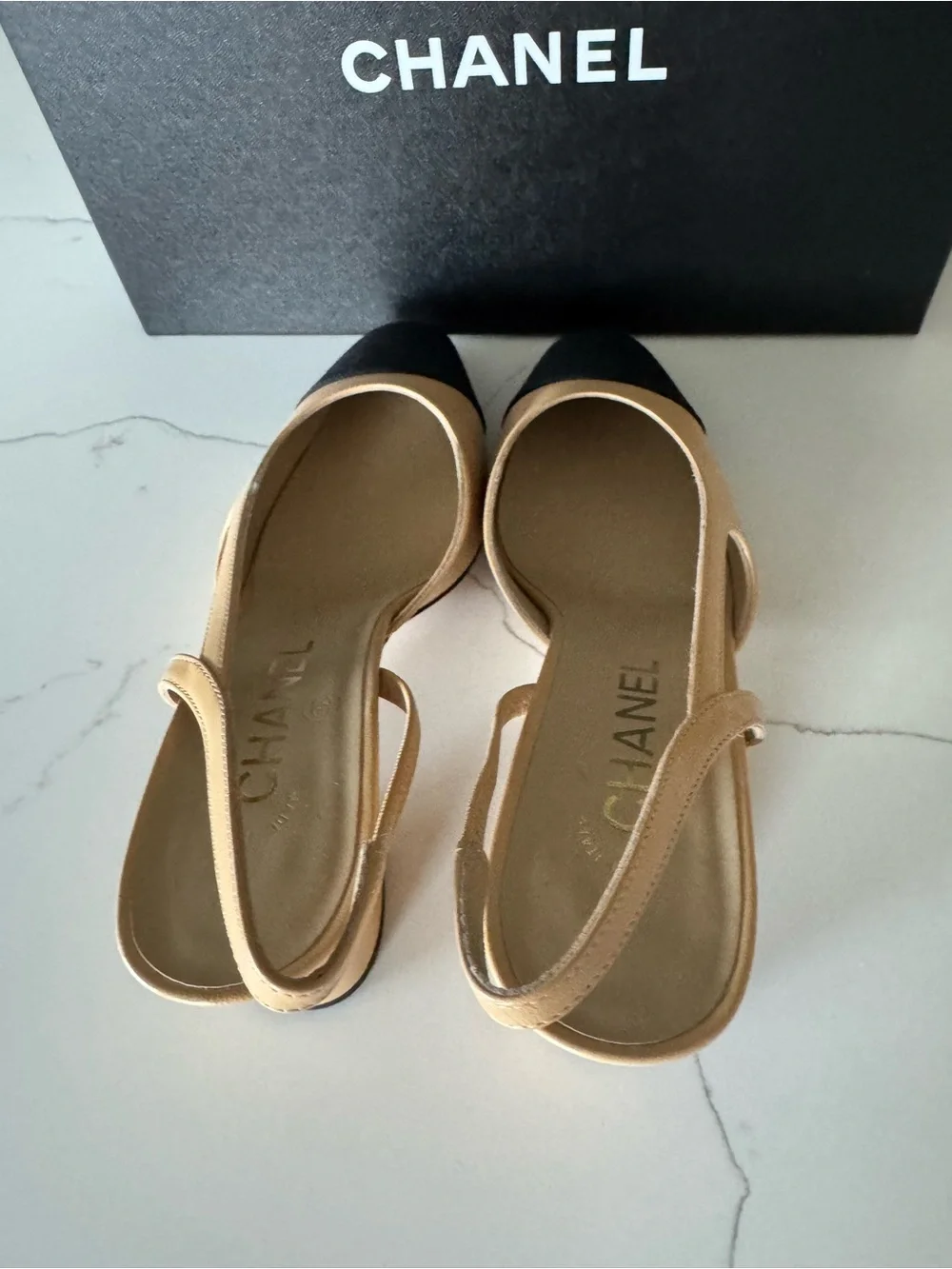Brand New CHANEL Two-Tone Slingback Pumps in Beige and Black